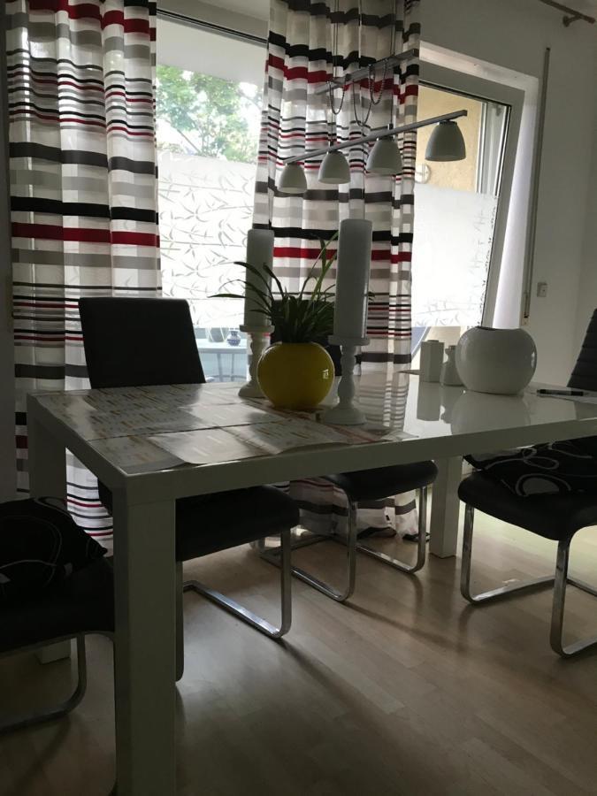 Möblierte 2 Zimmer-Wohnung für Studenten Offenbach am Main Exterior foto